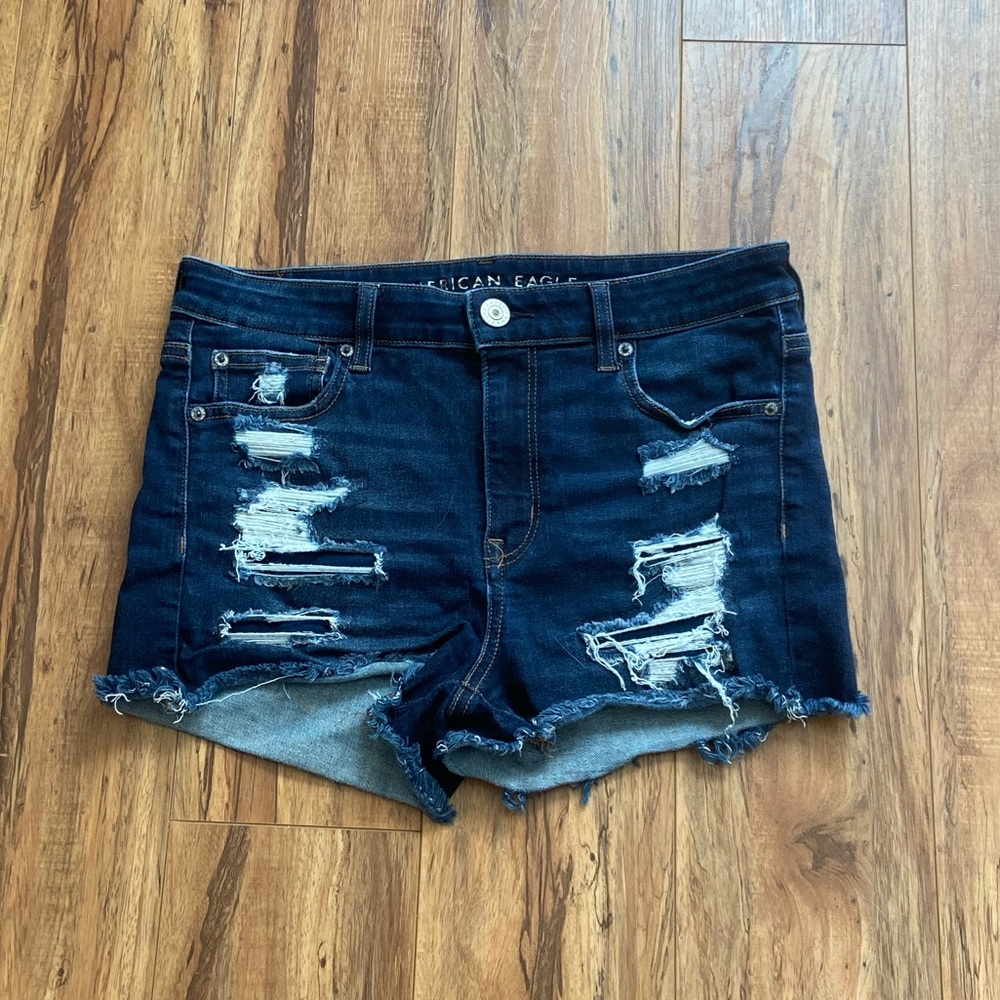 American Eagle Distressed Denim Shorts Sz 10